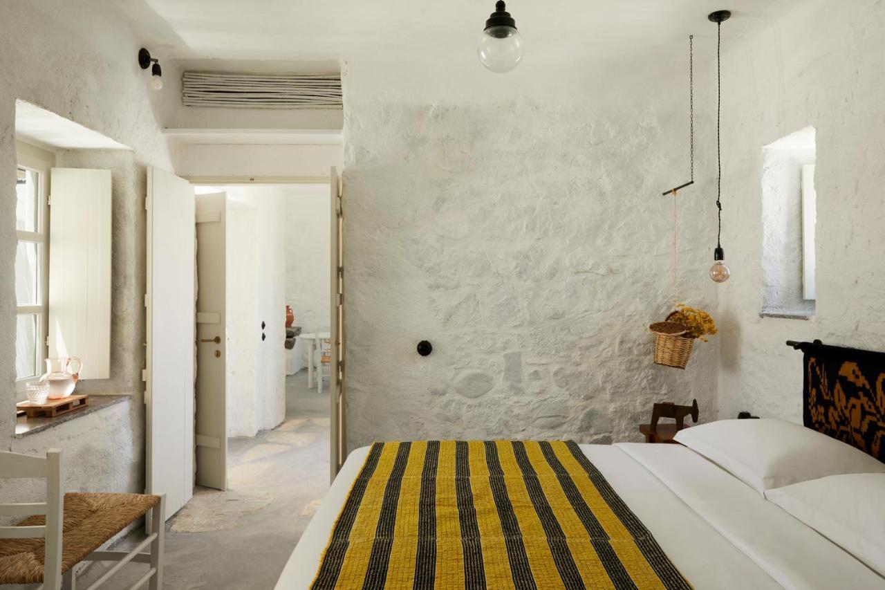 Santa Irini Retreat Hotel Thirasia Buitenkant foto