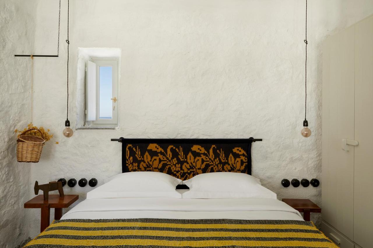 Santa Irini Retreat Hotel Thirasia Buitenkant foto